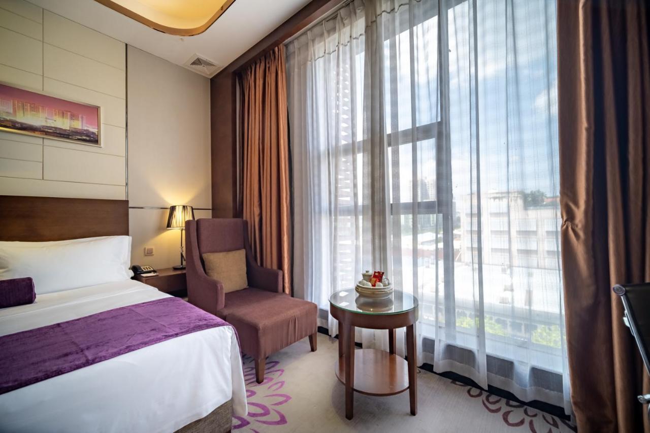 Relteem Hotel Чжуншань Экстерьер фото