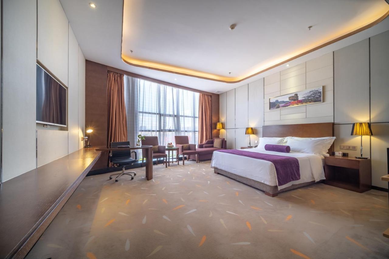 Relteem Hotel Чжуншань Экстерьер фото